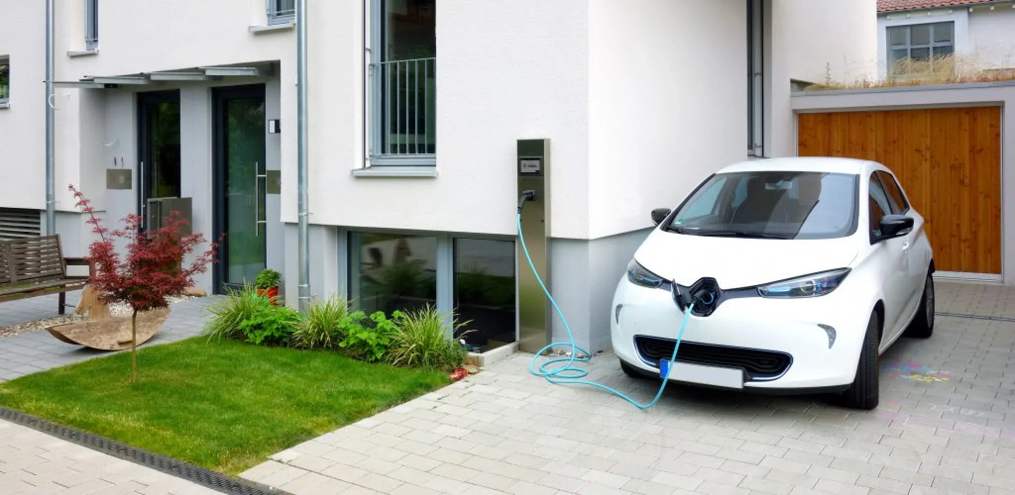 Montare încărcător mașină electrică în Constanța: stație de încărcare și circuit dedicat Montare încărcător mașină electrică în Constanța: stație de încărcare și circuit dedicat